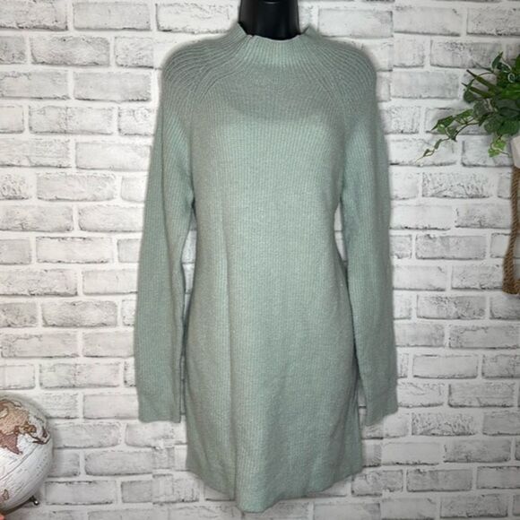 The Limited Sweater Dress Light Green Size Medium - Picture 1 of 6